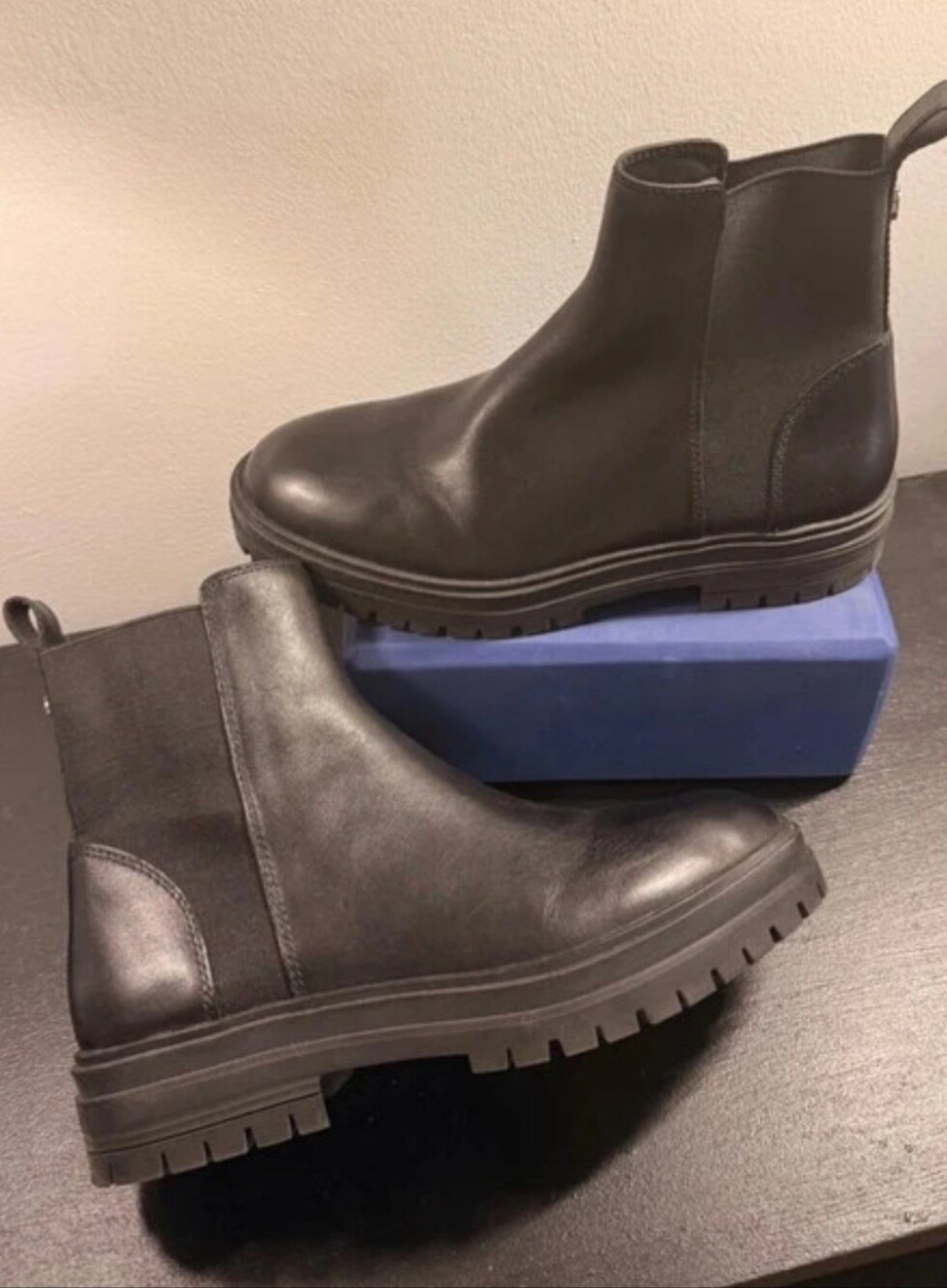 Steve Madden Chelsea Boots